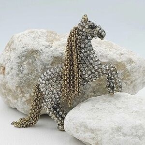 Sparkling Horse Brooch with Gold Accents Vintage Style